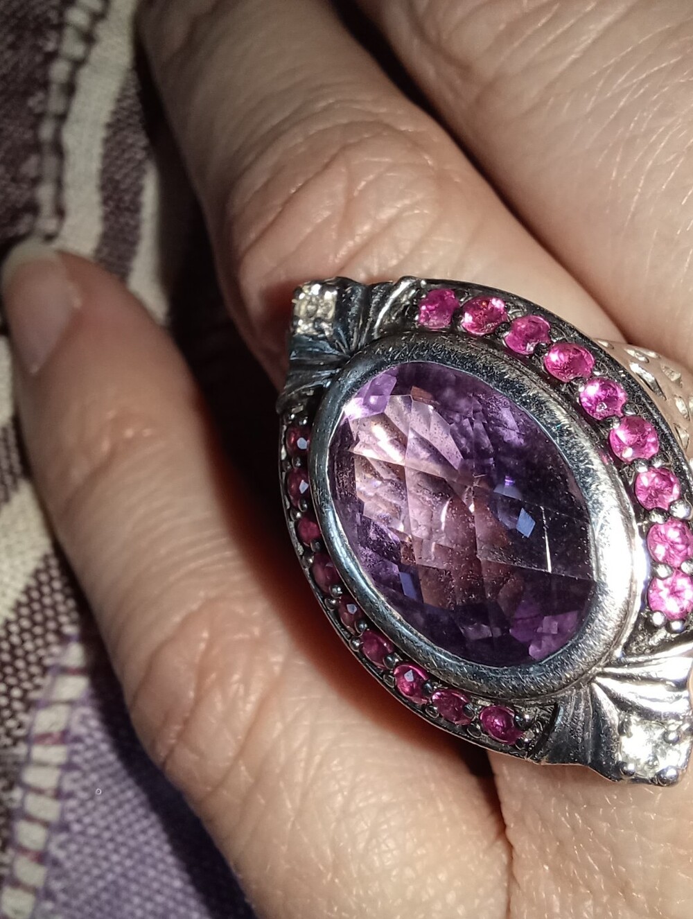 Designer Ring - Picture 4 of 7
